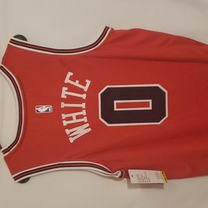 BULLS JERSEY White sz Sm